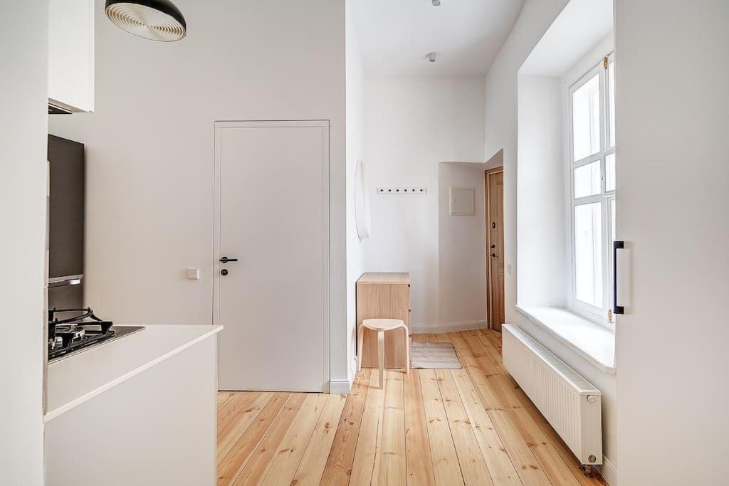Spacious 2-Bedroom Flat In Old Town By Urban Rent VNO Extérieur photo